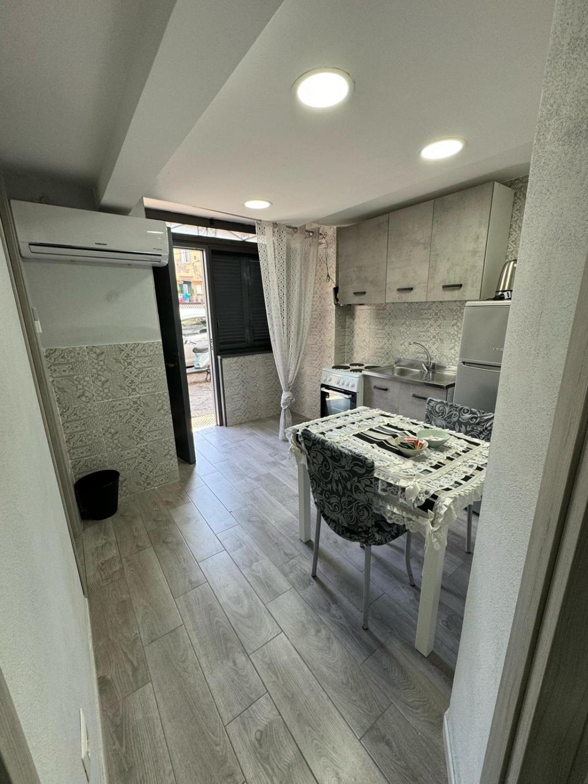 Apartment House Montesanto *