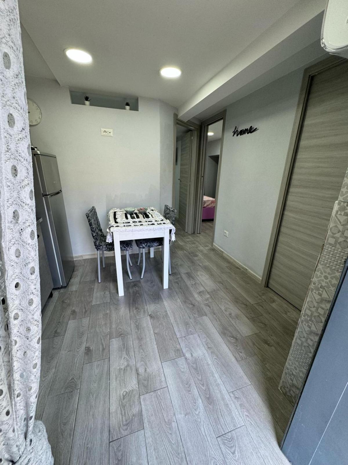 House Montesanto *